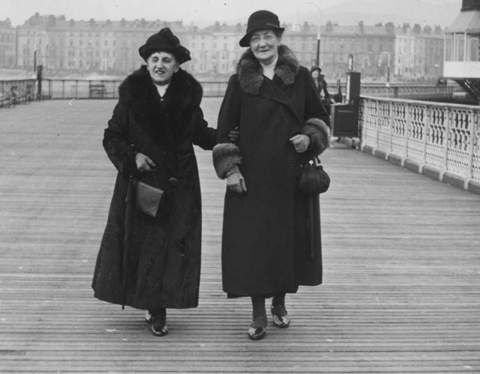 GRANNYMA + EMMA AEBISCHER.jpg